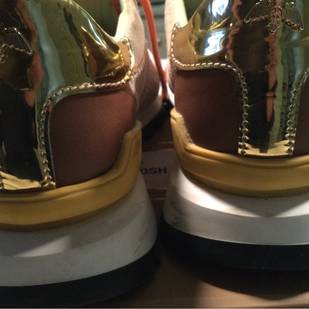 Mos Mosh high end sneakers
